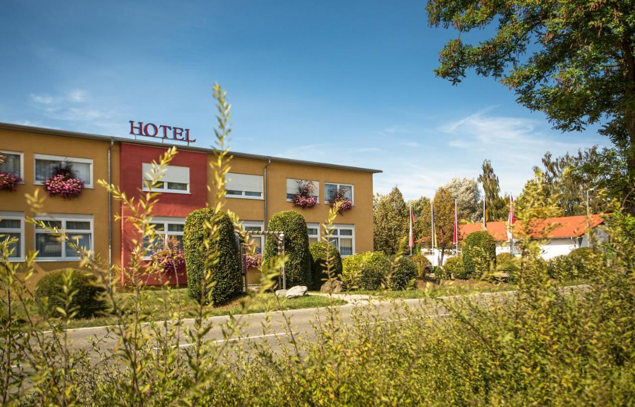 Hotel Amerika Bad Schussenried Eksteriør billede
